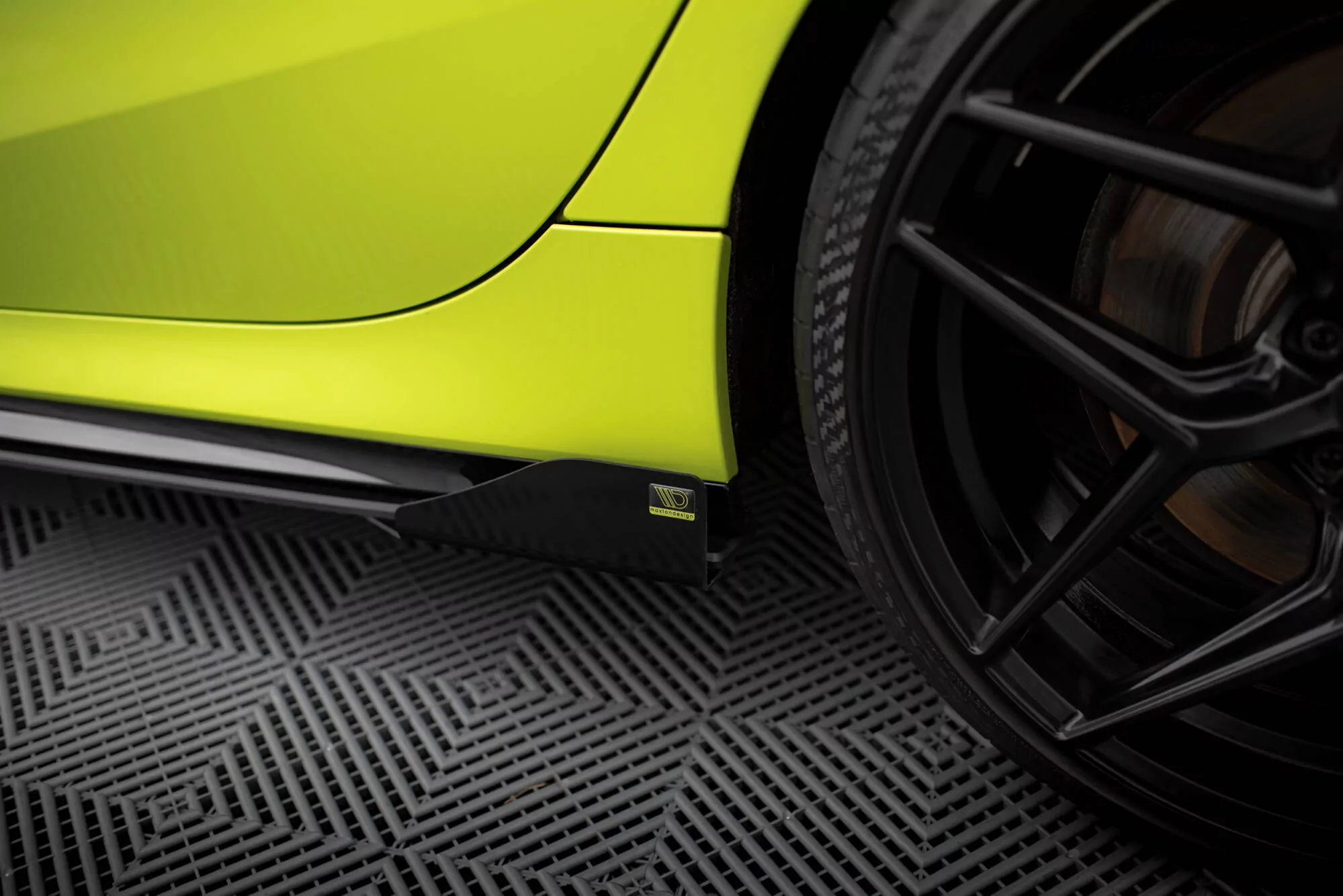 Street Pro Seitenschweller Ansatz Für + Flaps BMW 1er F40 M-Paket / M135i Schwarz Hochglanz