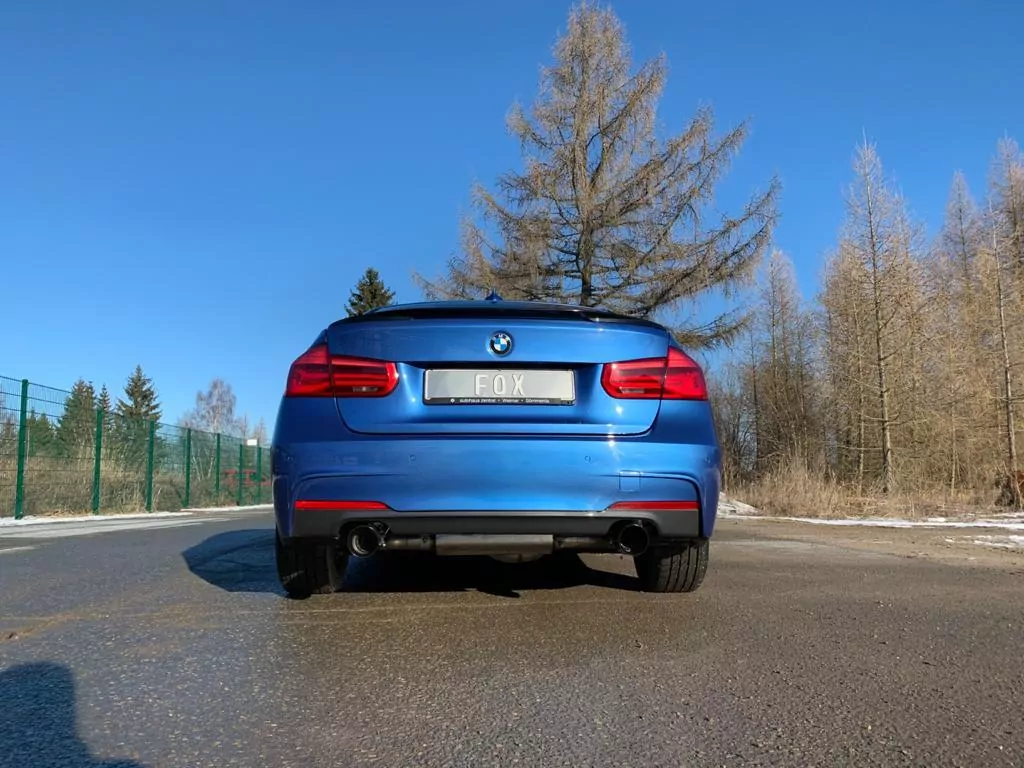 BMW F30/31 - 330i xDrive  Endschalldämpfer quer Ausgang rechts/links - 1x100 Typ 25 rechts/links Schwarz emalliert - mit Abgasklappe im linken Endrohr