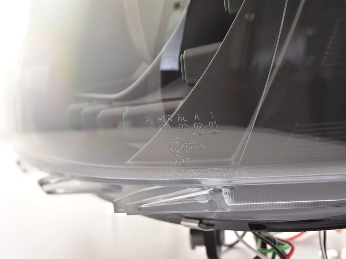 Scheinwerfer Set Daylight LED Tagfahrlicht VW Bus T5  ab 2009 schwarz