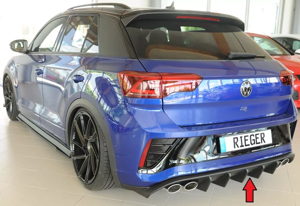 Rieger Heckeinsatz (für Fzg. mit AHK) matt schwarz für VW T-Roc R (A1) 5-tür. 01.22- (ab Facelift)