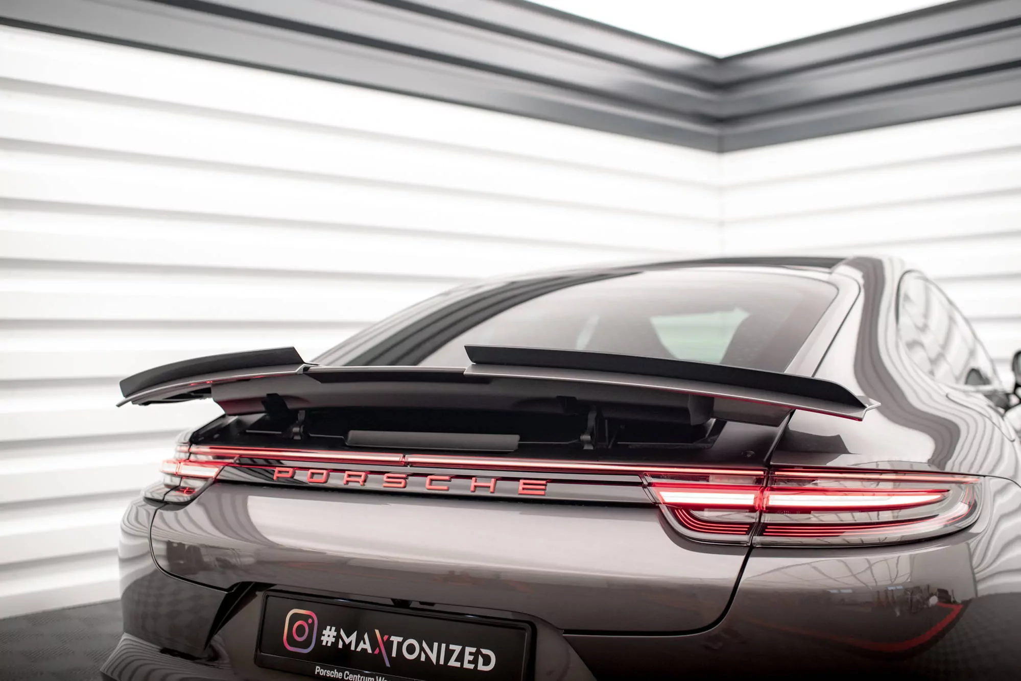 Spoiler CAP Für Porsche Panamera GTS / Panamera E-Hybrid / Panamera Turbo S E-Hybrid 971 Schwarz Hochglanz