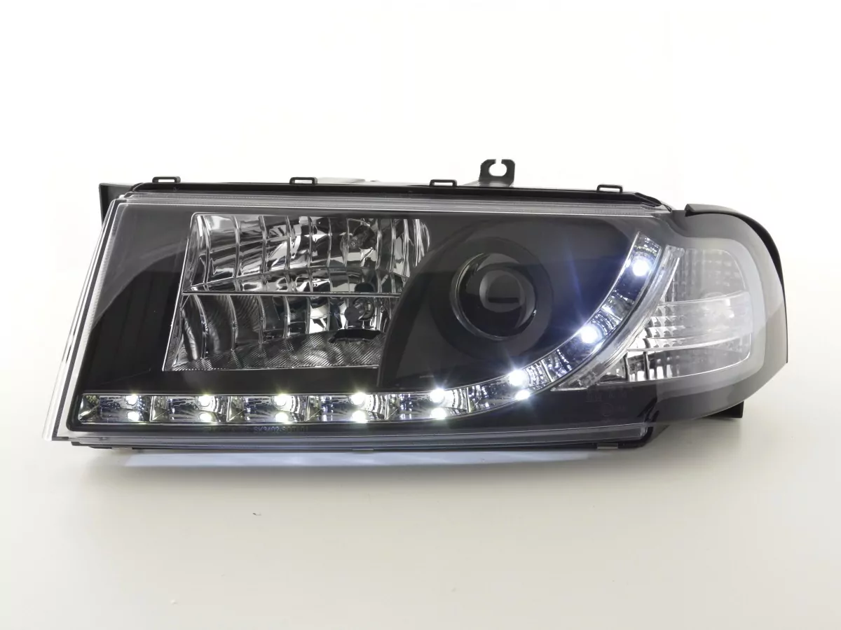 Scheinwerfer Set Daylight LED TFL-Optik Skoda Octavia Typ 1U Bj. 01-04 schwarz