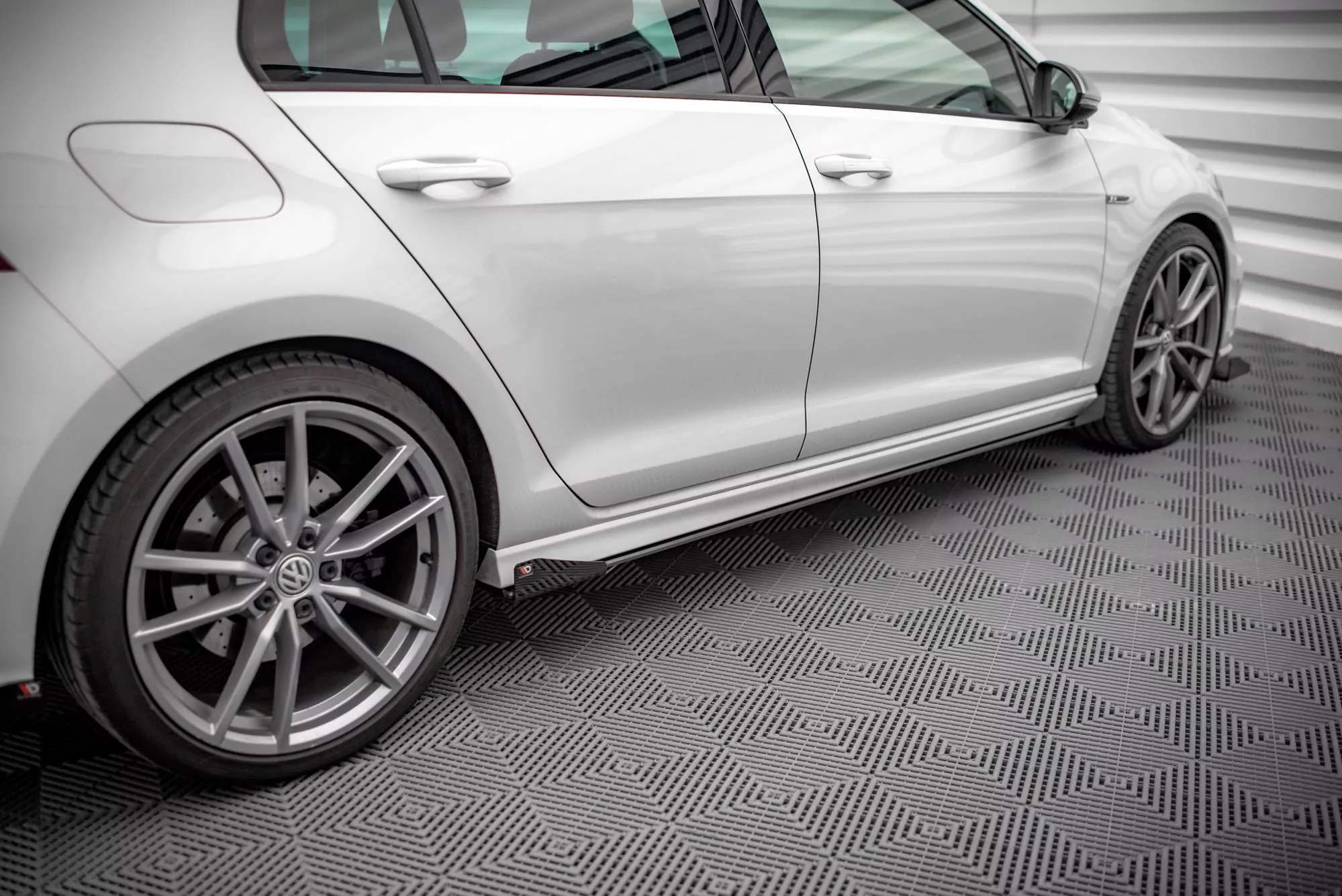 Street Pro Seitenschweller Ansatz Für + Flaps Volkswagen Golf R Mk7 Schwarz Hochglanz