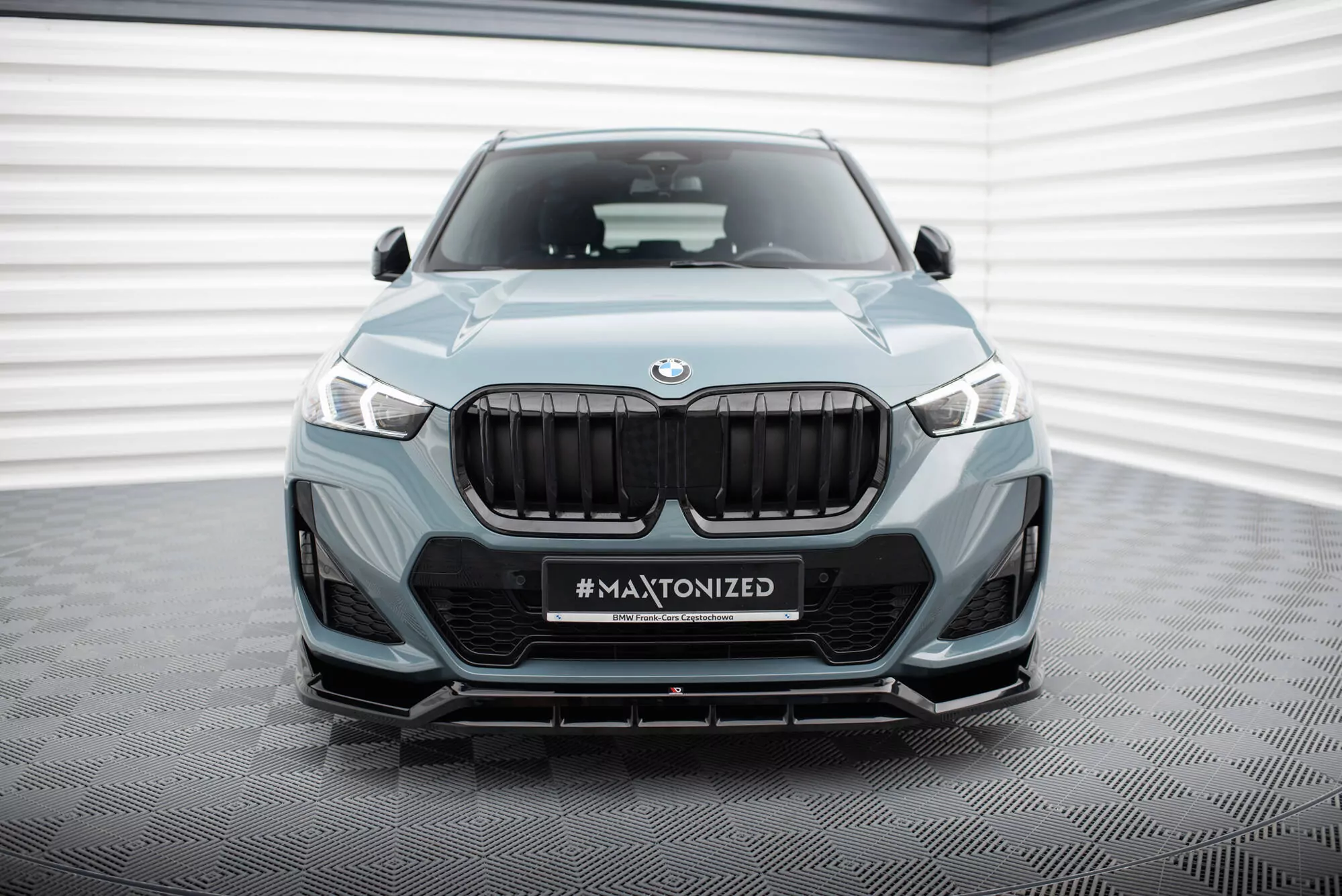 Front Ansatz Für BMW X1 M-Paket U11 Schwarz Hochglanz