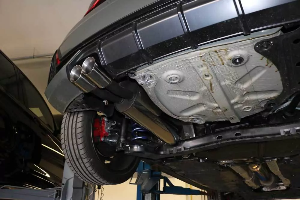 Seat Mii/ Skoda Citigo/ VW UP Zubehör für die Montage des FOX-ESD mit dem originalen Endrohr Ø38,  bestehend aus 2 Schellen und 1 Adapter