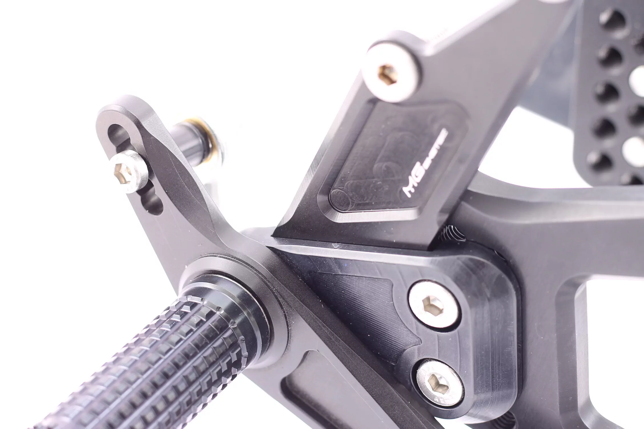 MG Biketec Sportfussrastenanlage / Rastenanlage / Fußrastenanlage mit ABE, gültig in D - A - CH für Kawasaki ZX-6R ab 2009