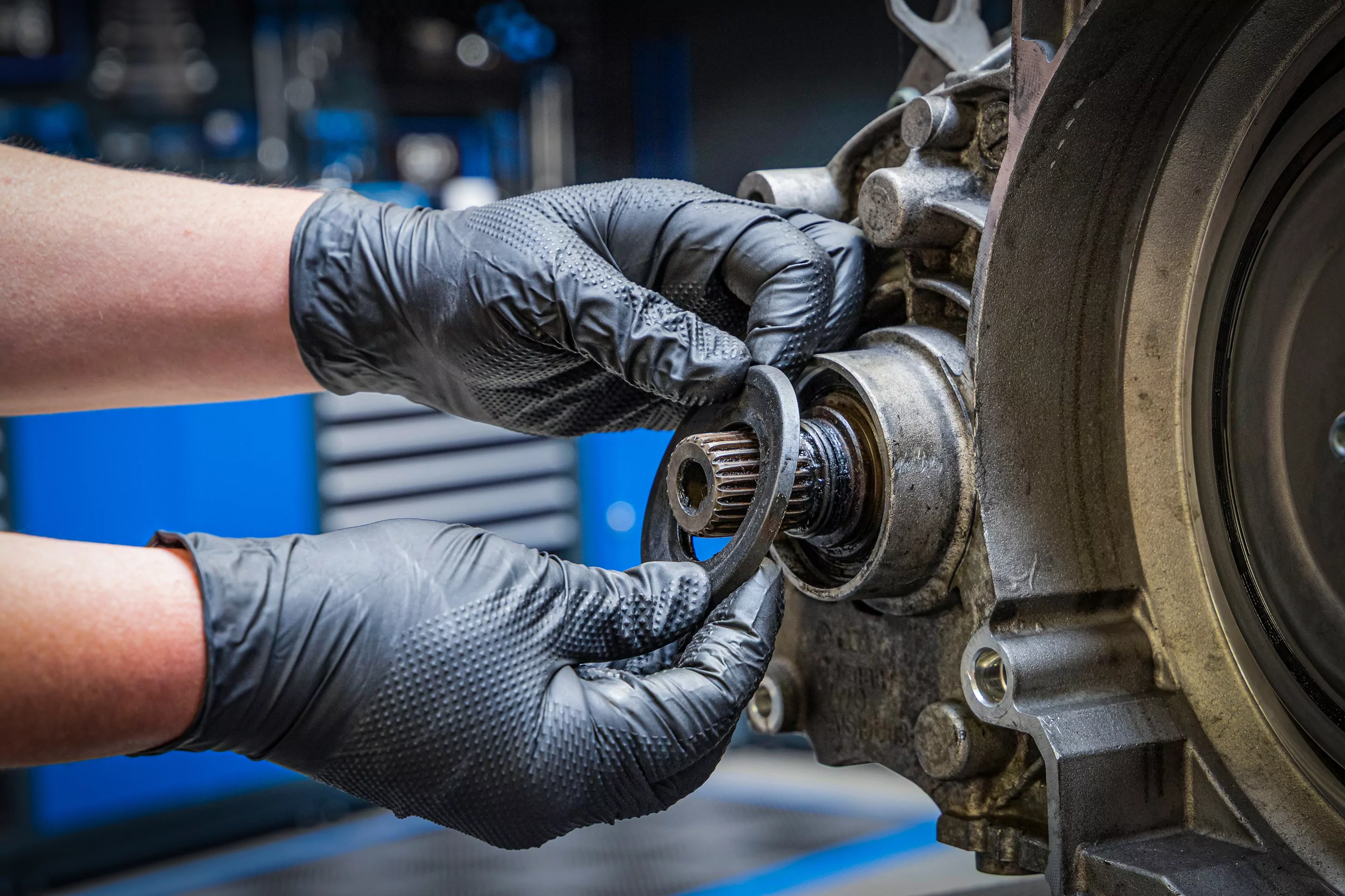 Einweghandschuh-Box | Nitril | mit extra Griffigkeit | Gr. L | 100 St.