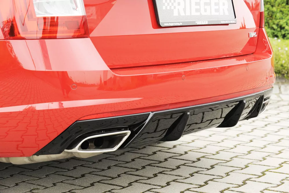 Rieger Heckeinsatz für Skoda Octavia RS (5E) | Combi 06.13-01.17 (bis Facelift) bei Bestellung bitte genaue Motorisierung angeben!