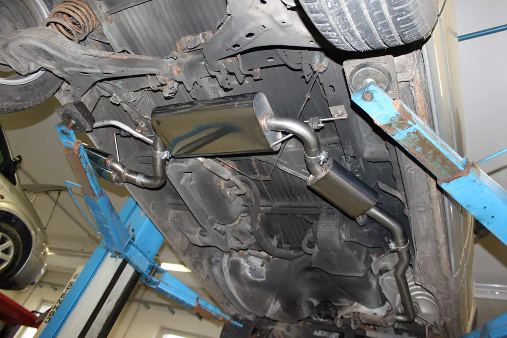 VW T4 - 2,5l TDI  Sidepipe bestehend aus End- und Vorschalldämpfer mit Ausgang an der Fahrerseite - 2x106x71 Typ 38