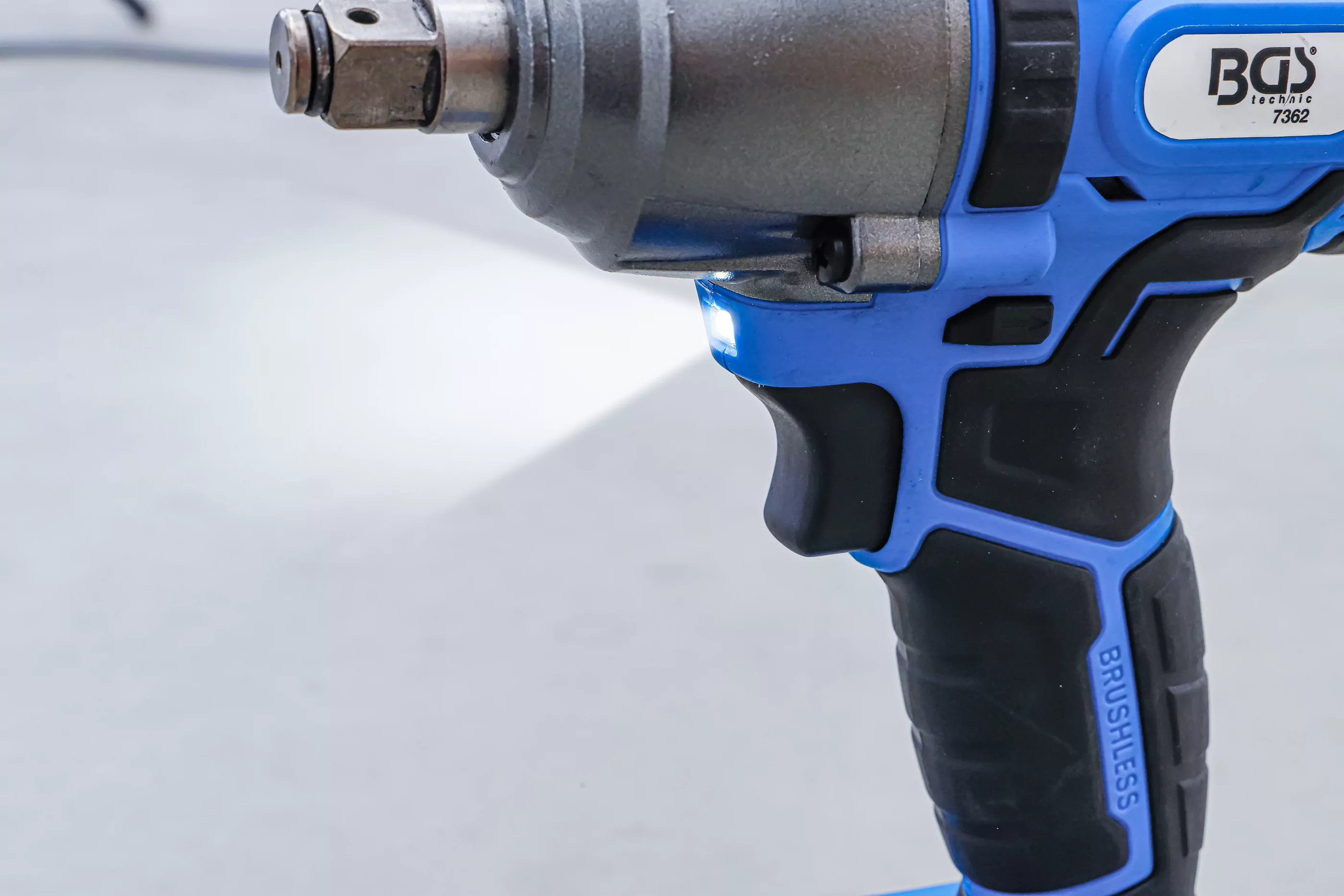 Akku-Schlagschrauber | bürstenlos | 400 Nm | 18 V | ohne Akku