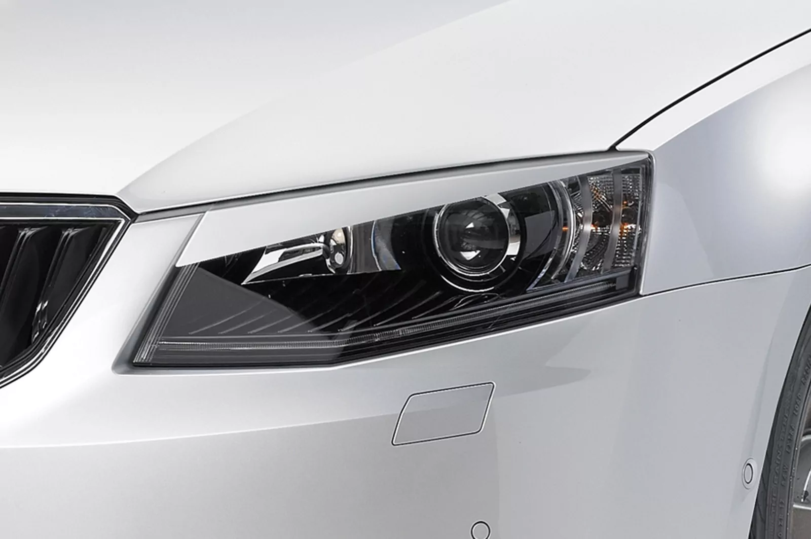 Scheinwerferblenden für Skoda Octavia 3 Typ 5E SB197