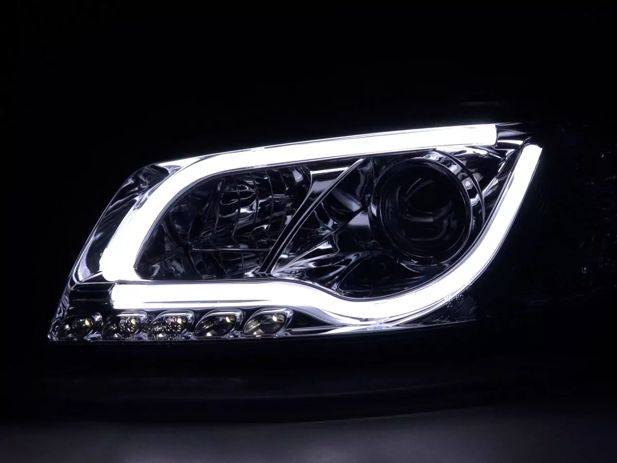 Scheinwerfer Set Daylight LED TFL-Optik Audi A3 Typ 8P/8PA Bj. 03-08 chrom