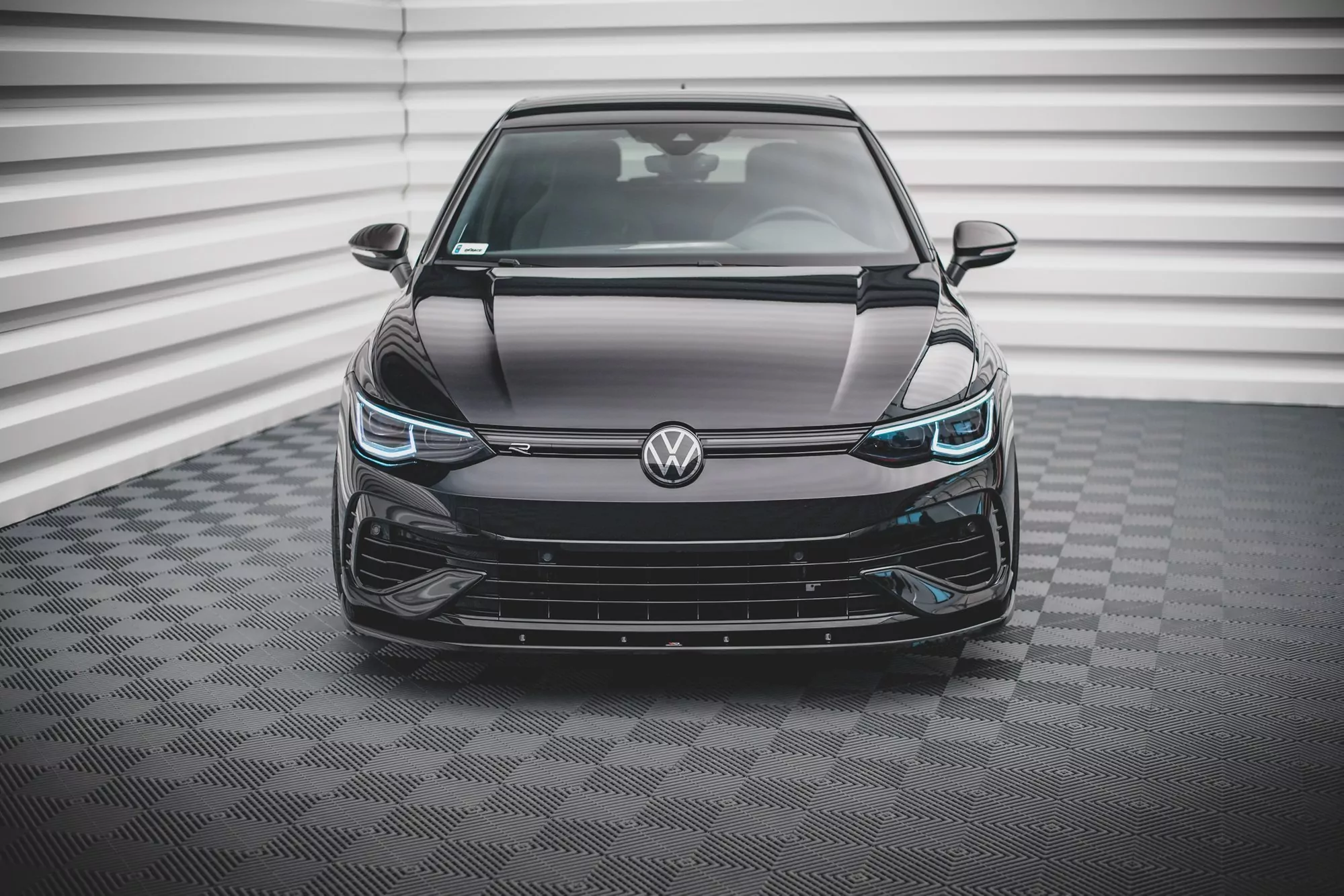 Front Ansatz V.1 Für Volkswagen Golf R Mk8 Schwarz Hochglanz