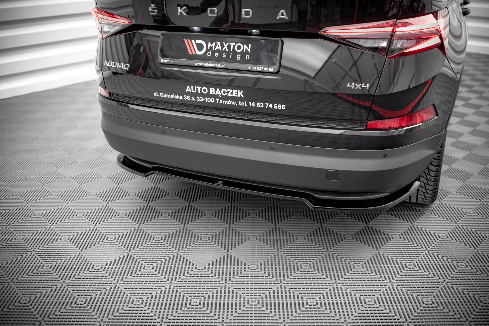 Mittlerer Diffusor Heck Ansatz Für Skoda Kodiaq Mk1 Facelift Schwarz Hochglanz