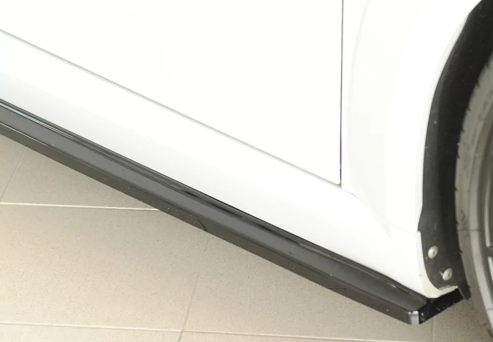 Rieger Seitenschweller rechts ansatz (ca. 19mm) glanz schwarz für Audi TTS (8J-FV/8S) Roadster 07.14-08.18 (bis Facelift)