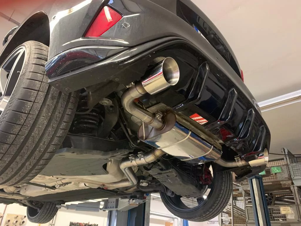 Opel Astra J Sports Tourer Diesel  Endschalldämpfer quer Ausgang rechts/links - 115x85 Typ 32 rechts/links