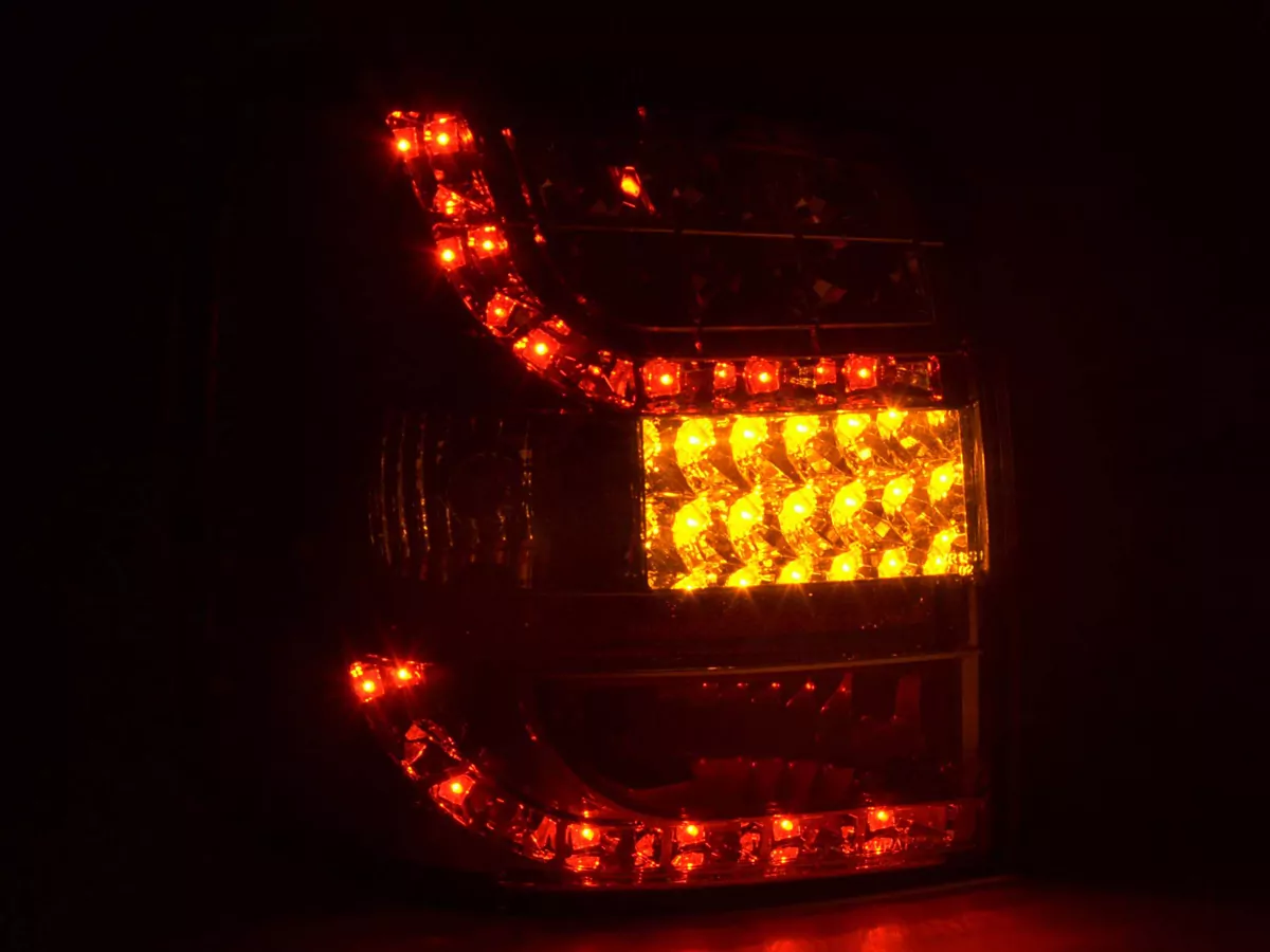 LED Rückleuchten Set VW Passat 3BG Variant Bj. 01-02 chrom