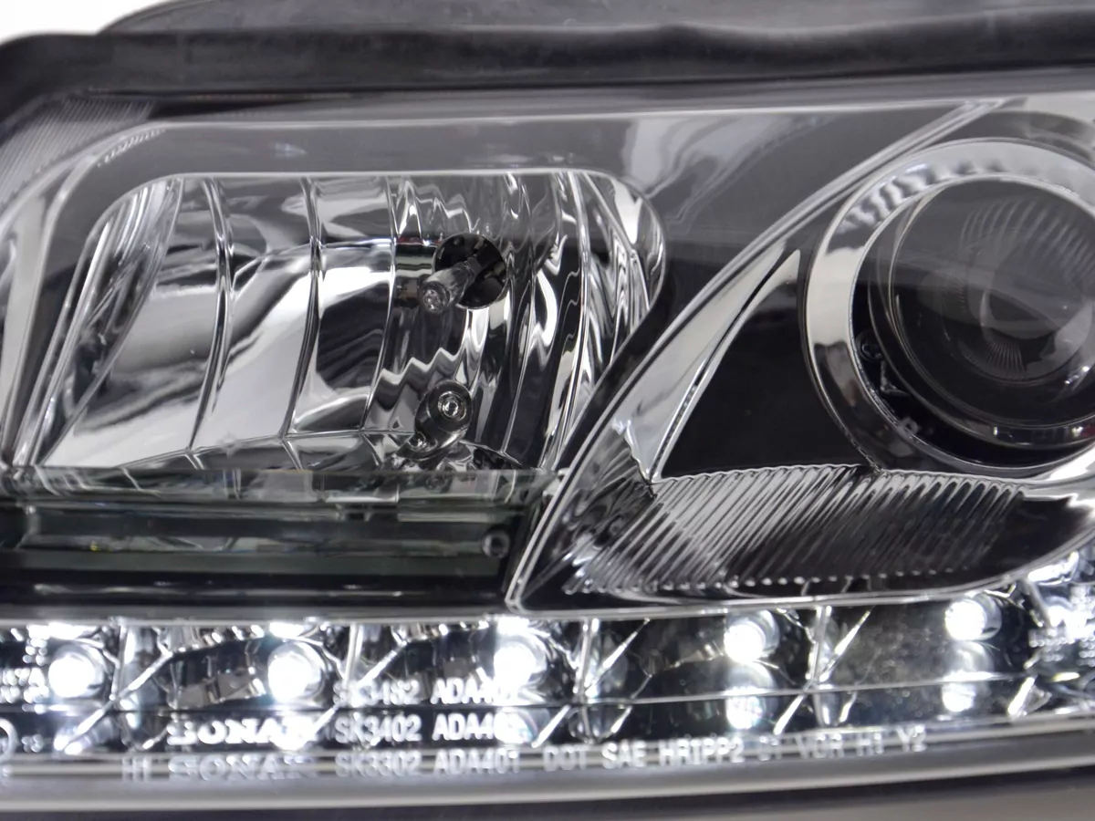 Scheinwerfer Set Daylight LED Tagfahrlicht Audi A4 Typ 8E Bj. 01-04 chrom