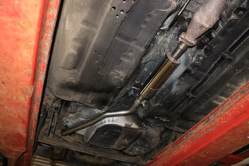 Nissan Almera - N16 Hatchback  Vorschalldämpfer