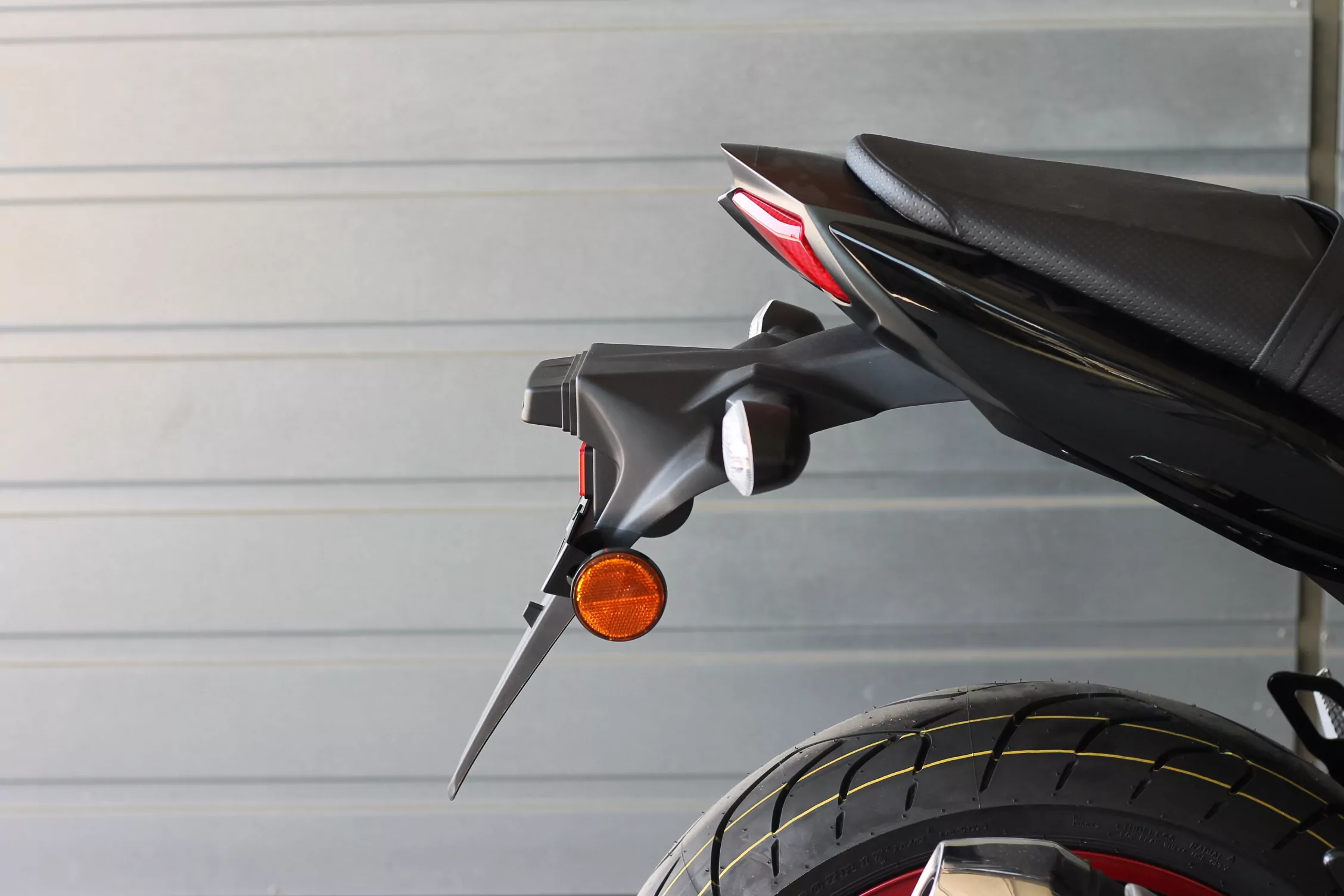 MG Biketec Kennzeichenhalter für Suzuki SV 650 ab 2017-2020