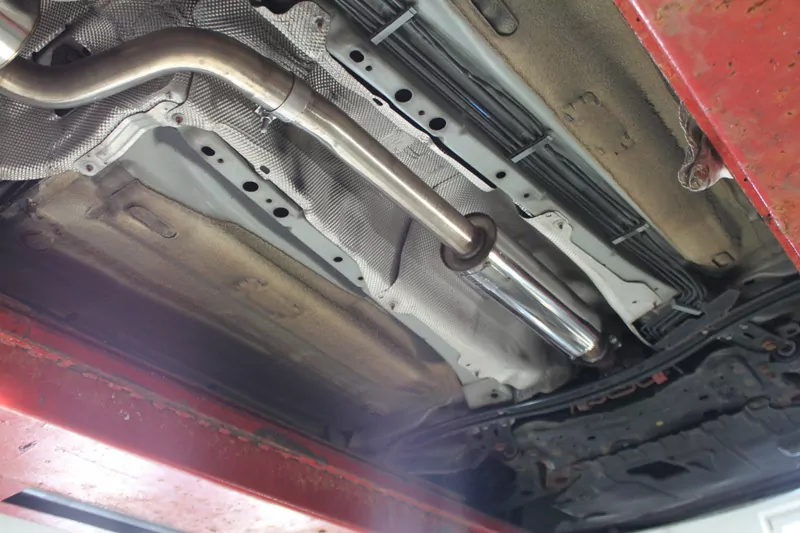 Ford Focus II Fließheck/ Turnier  Vorschalldämpfer Ø50mm