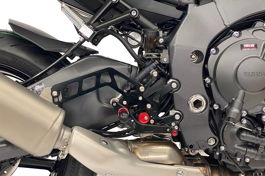 TRACK Fußrastenanlage schwarz Yamaha MT10 2016- ABE