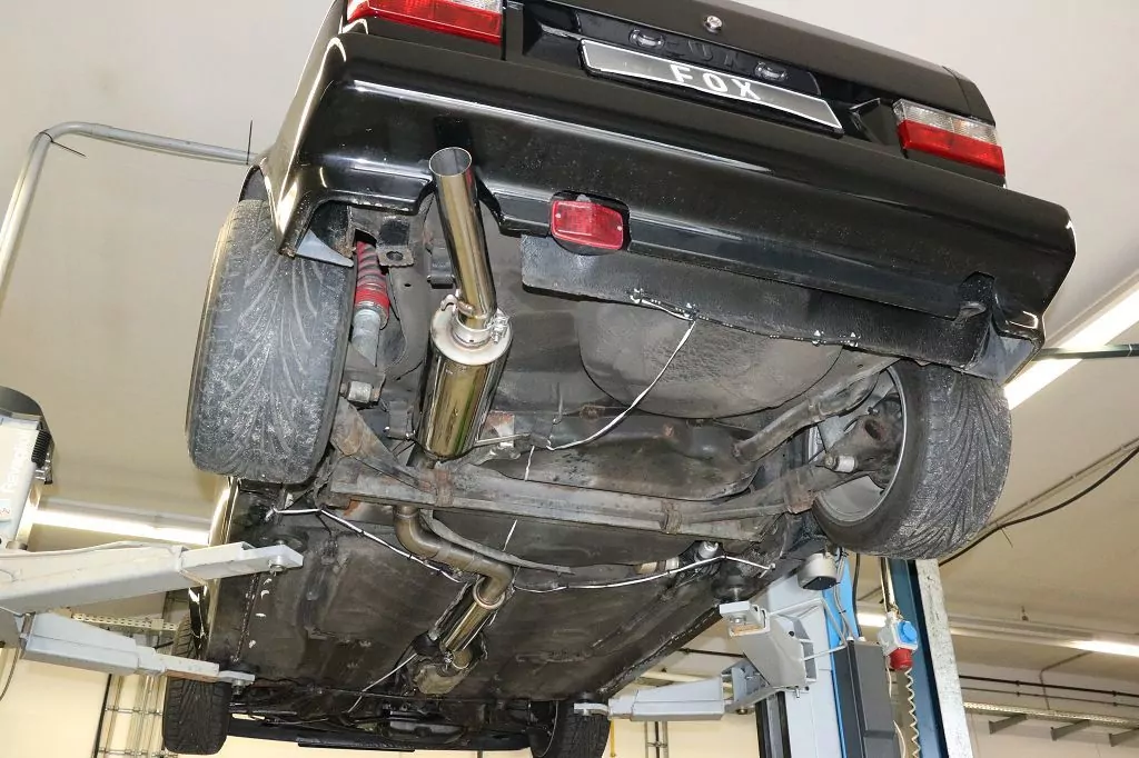 VW Golf I Cabrio  Endschalldämpfer Ø63,5mm - 1x63,5 Typ 10 nach links führend