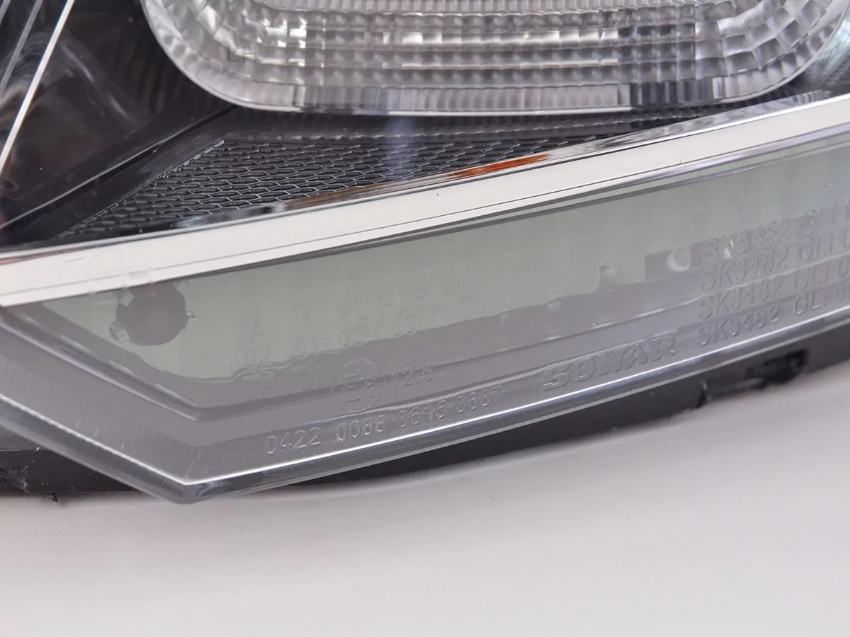 Scheinwerfer Set Daylight LED Tagfahrlicht VW Golf 6  08-12 schwarz