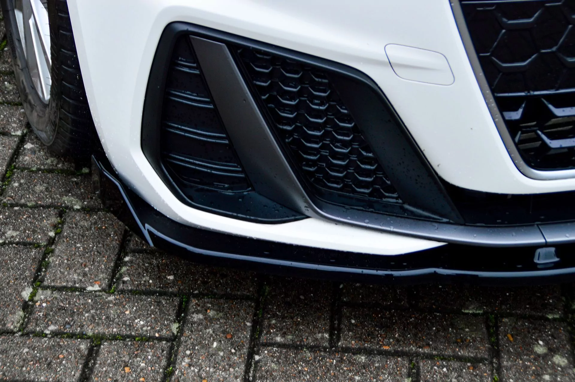 Cup Frontspoilerlippe mit Wings für Audi A1 GB Sportback S-Line