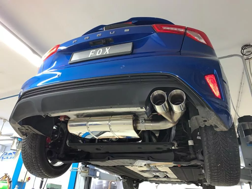 Ford Focus IV ST-Line - starre Hinterachse  Endschalldämpfer Ausgang rechts - 2x90 Typ 25