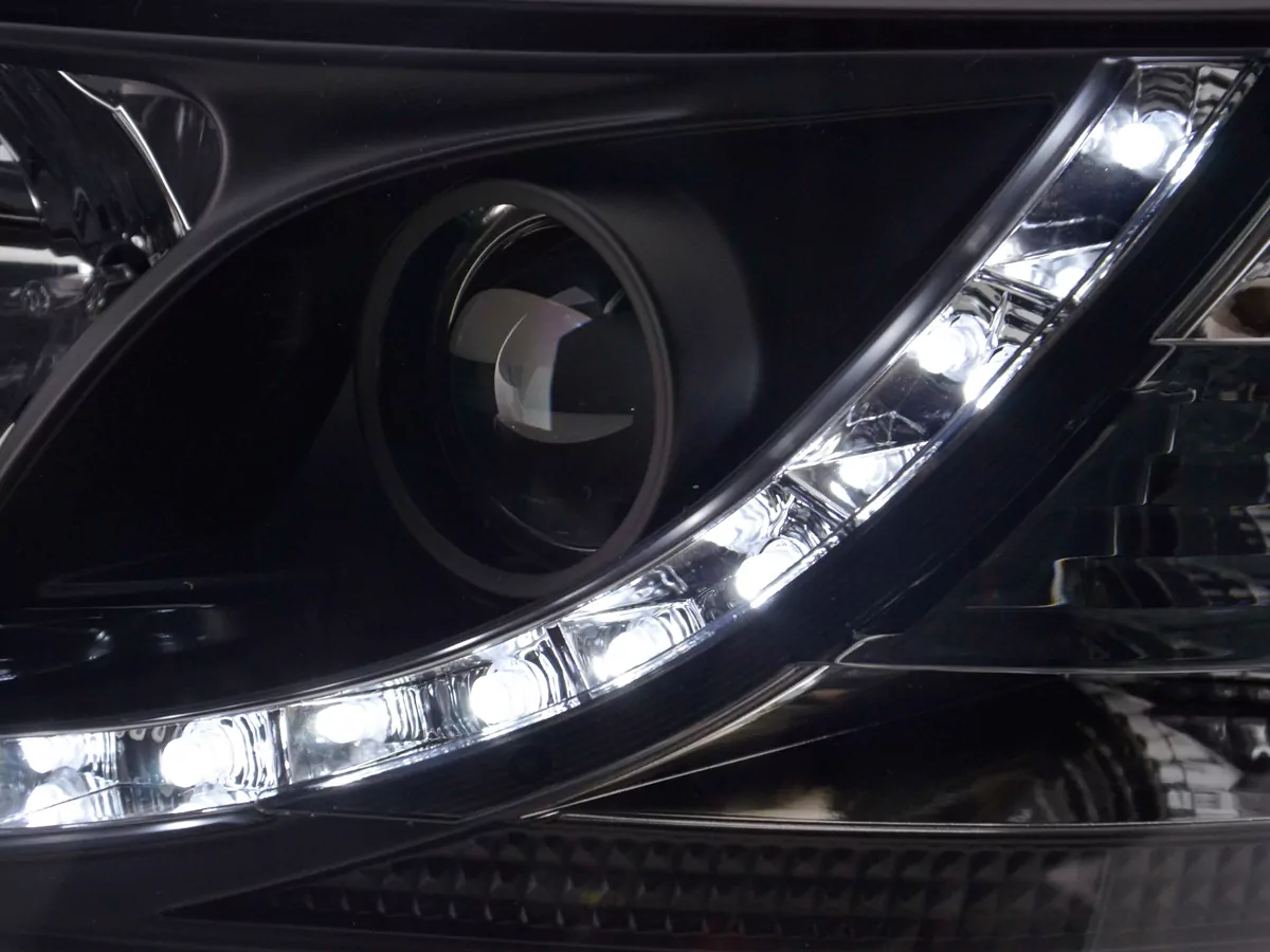 Scheinwerfer Set Daylight LED Tagfahrlicht VW Bus T5 Bj. 03-09 schwarz