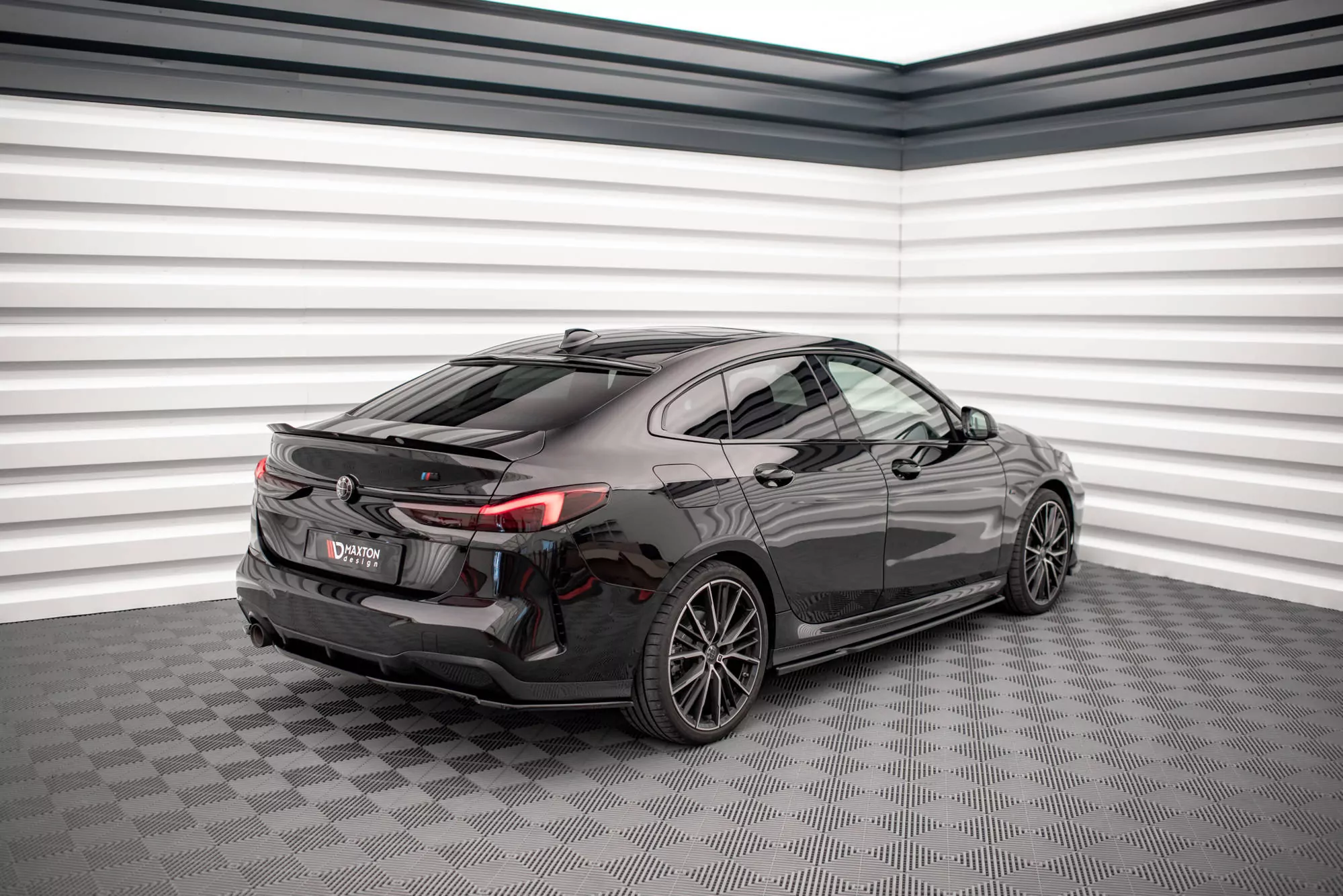 Heck Ansatz Flaps Diffusor Für BMW 2 Gran Coupe M-Paket F44 Schwarz Hochglanz