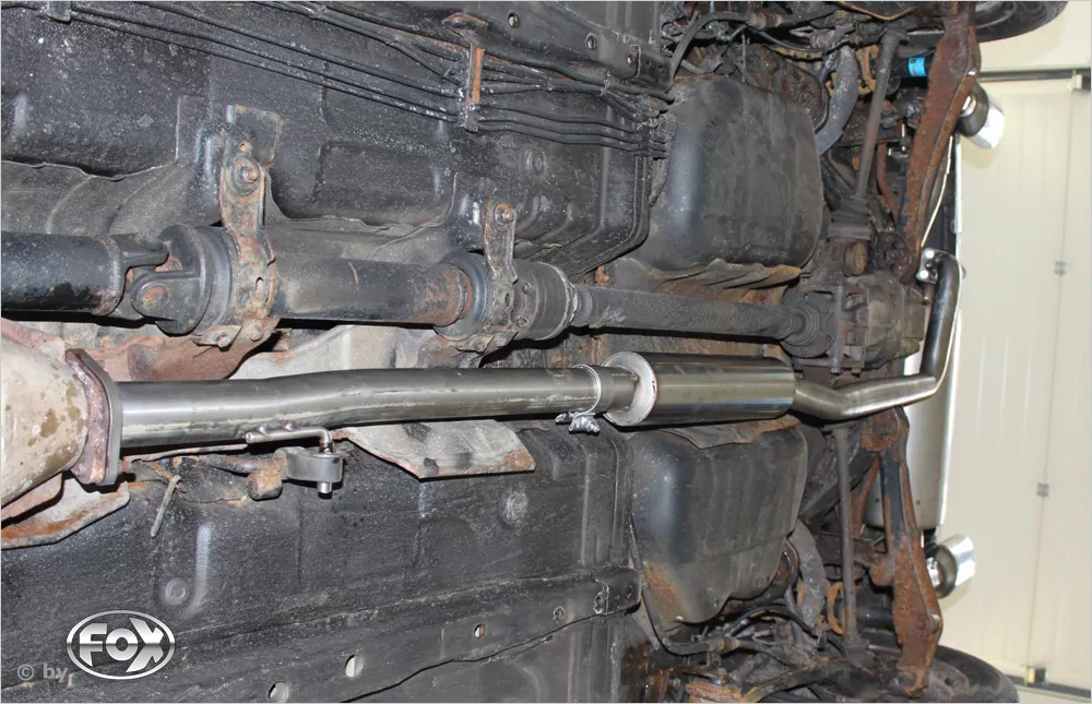 Mitsubishi Outlander 4WD  Vorschalldämpfer