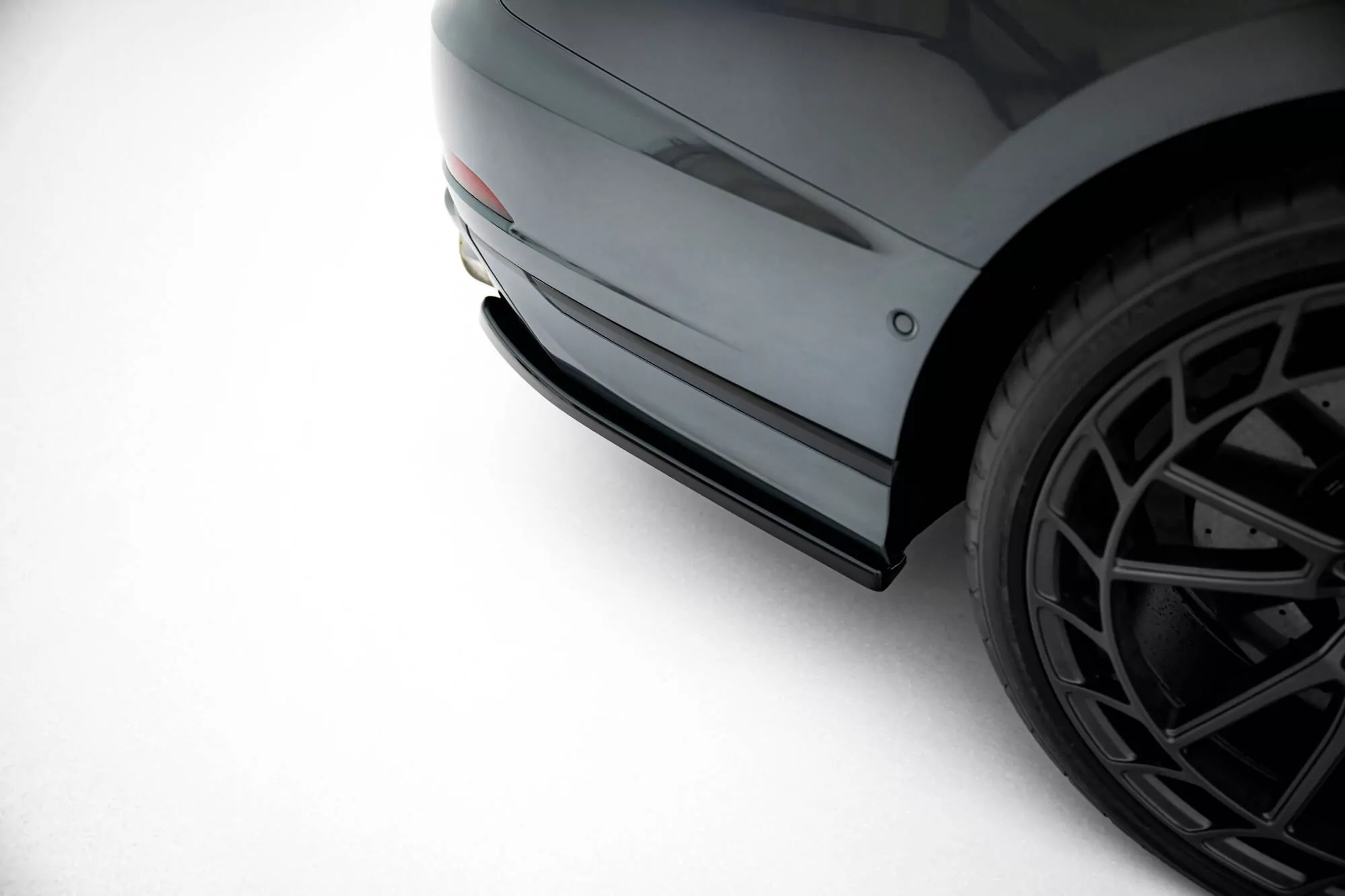 Heck Ansatz Flaps Diffusor Für Audi S8 D5 Facelift Schwarz Hochglanz