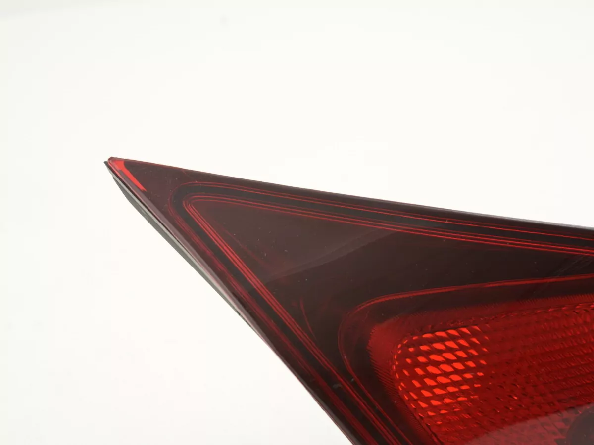 Verschleißteile Rückleuchte links Opel Astra J Bj. 2009-2012 schwarz