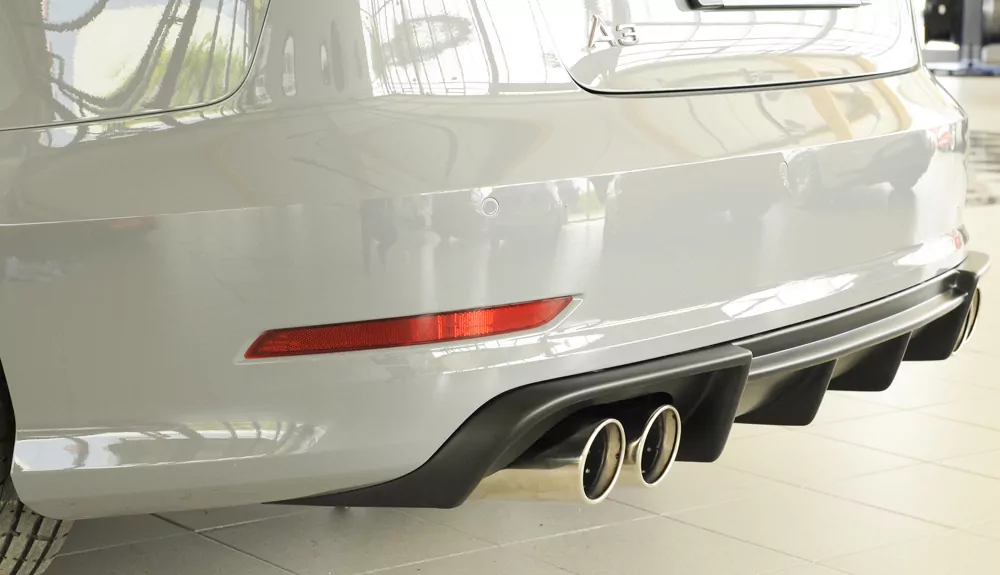 Rieger Heckeinsatz für Audi A3 (8V) - 5-tür. (Limousine 8VS) 07.12-08.16 (bis Facelift) carbon optik