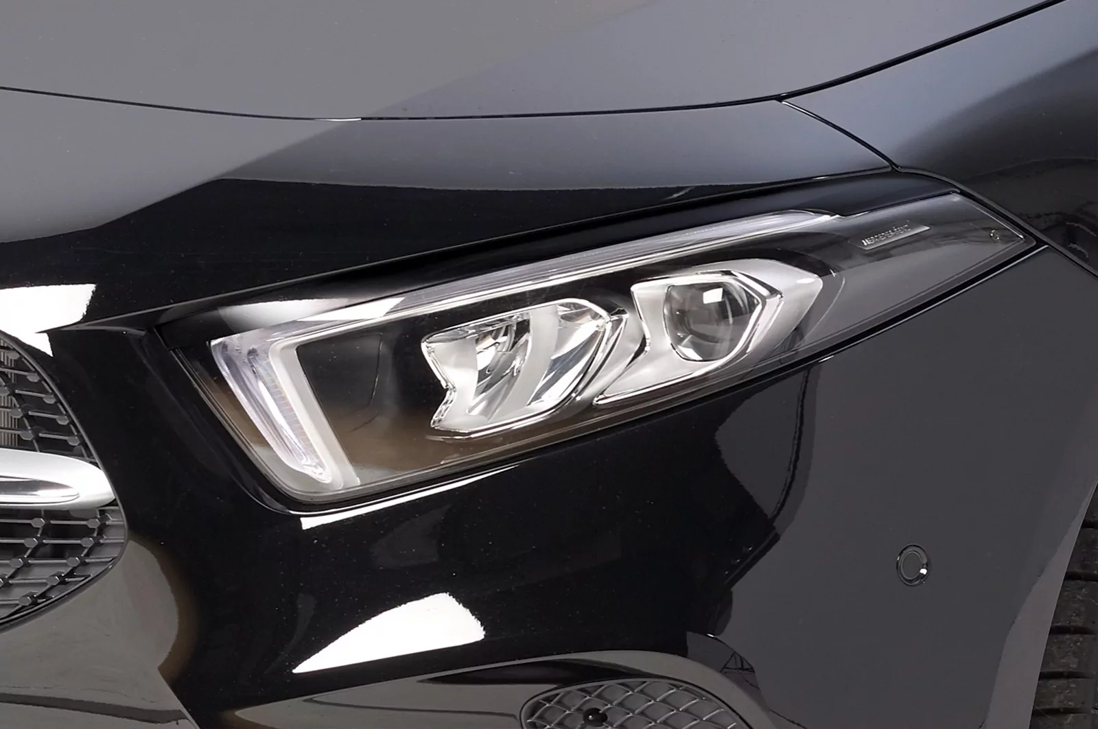 Scheinwerferblenden für Mercedes Benz A-Klasse W177 SB281