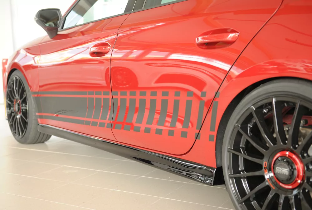 Rieger Seitenschweller links  (XS) glanz schwarz für Seat Leon (KL) 5-tür. (ST/Sportstourer) 09.20-06.24 (bis Facelift)