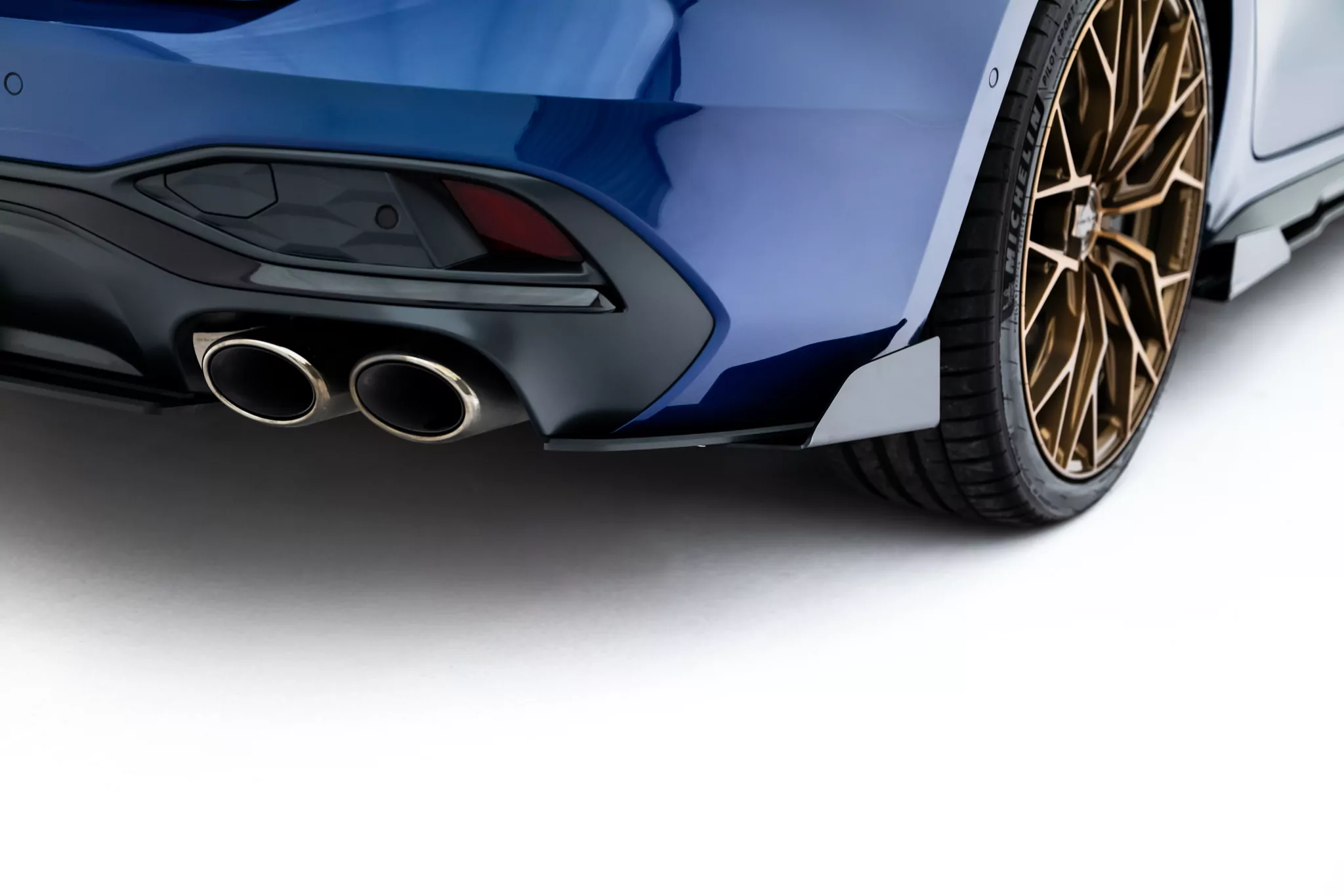 Hintere Seiten Flaps Für Audi S5 Limousine / Avant B10 Schwarz Hochglanz