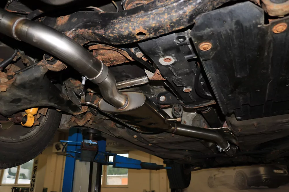 Audi 100/A6 quattro Typ C4  Vorschalldämpfer