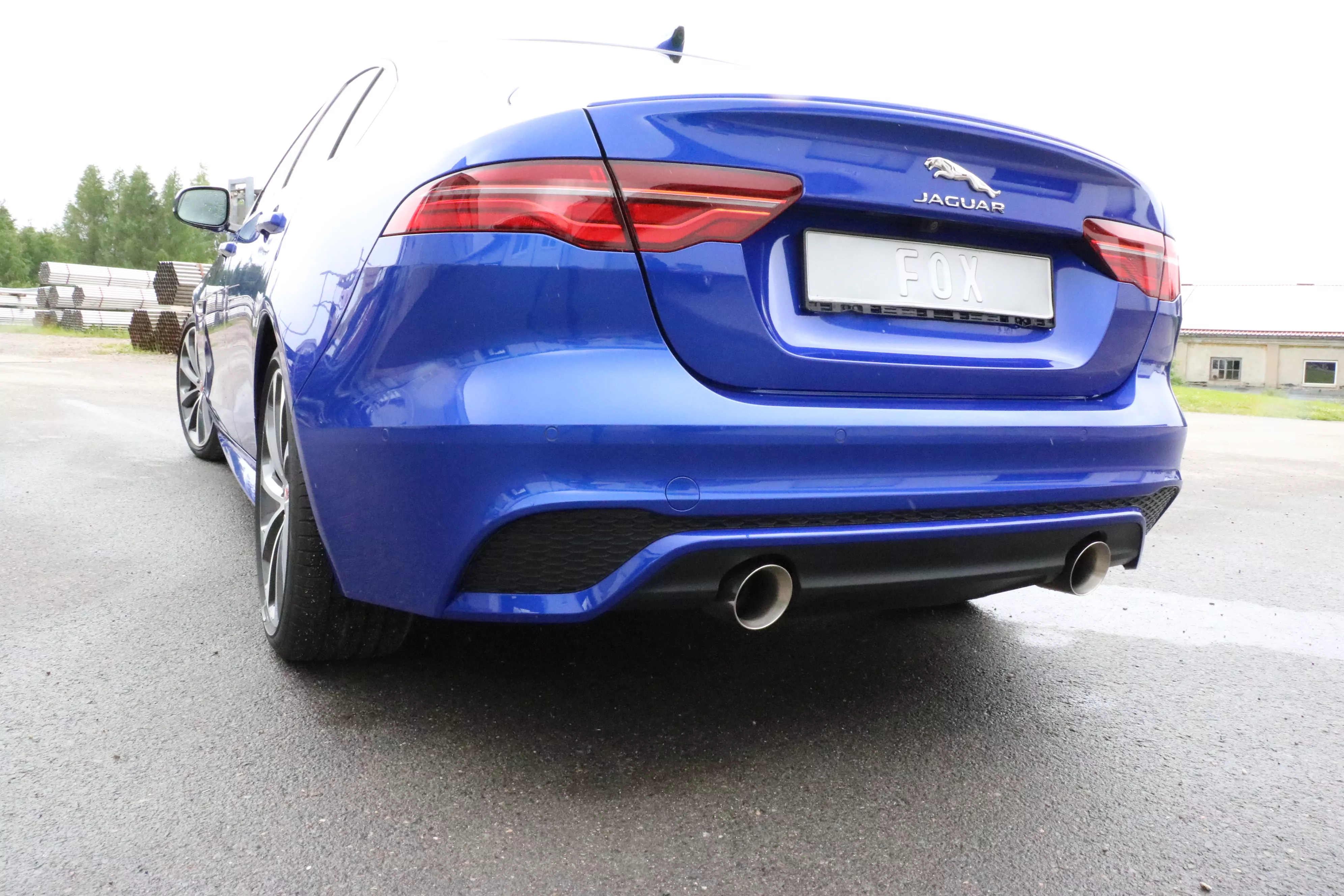 Jaguar XE  Endschalldämpfer rechts/links - 1x100 Typ 25 rechts/links