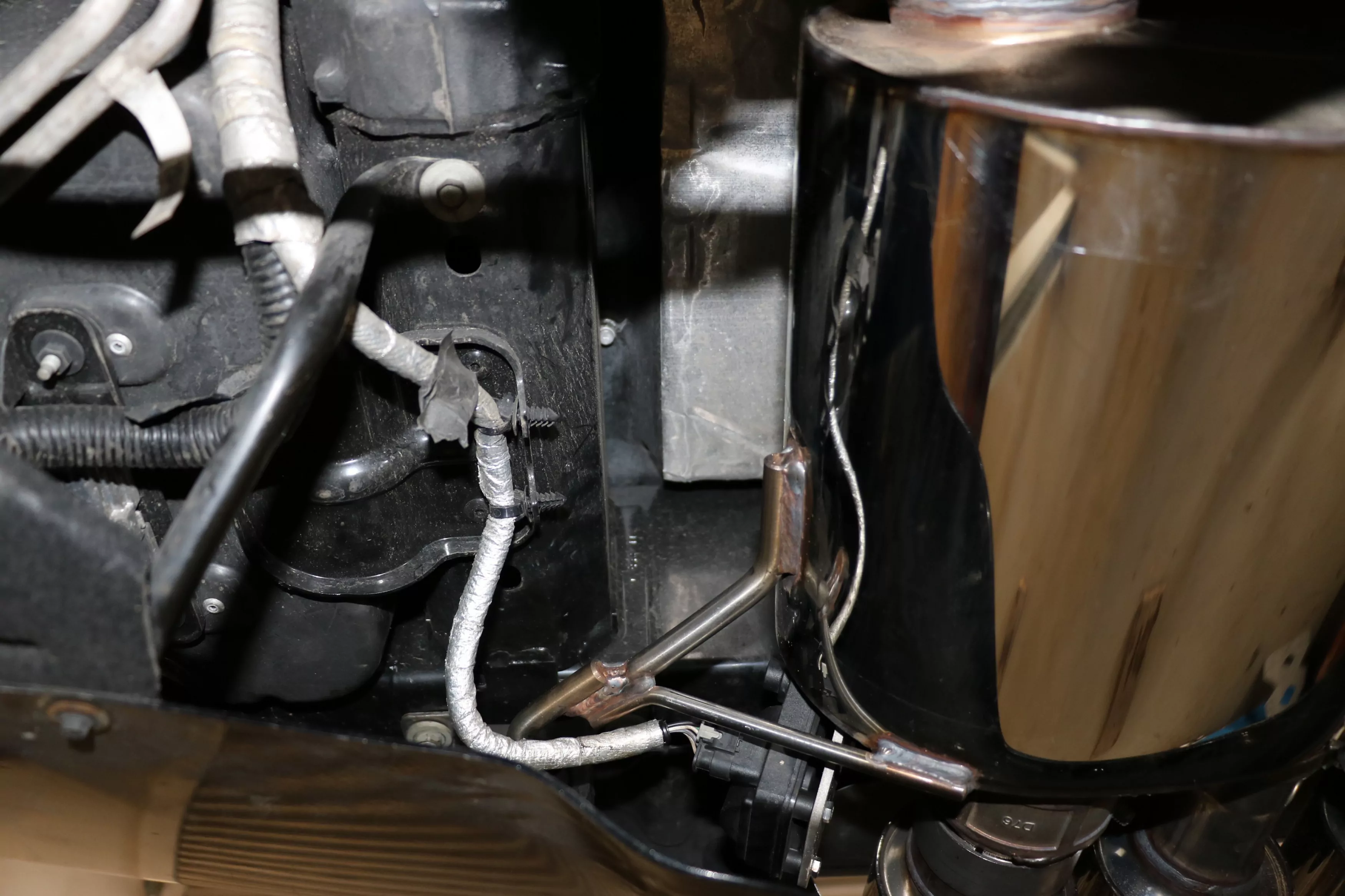 Corvette C7/ Z06  Endschalldämpfer Ausgang mittig - 4x100 Typ 25 mittig