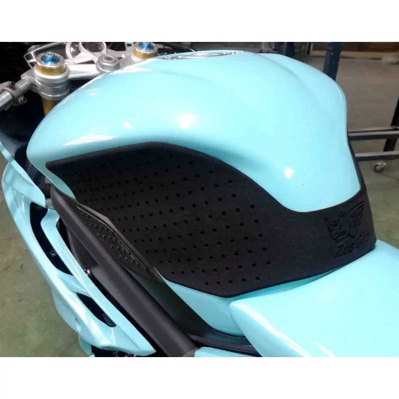 ZASGRIP Tank Traction Pads Triumph Daytona 675|Moto2 765 / Street Triple 675|765|Moto2