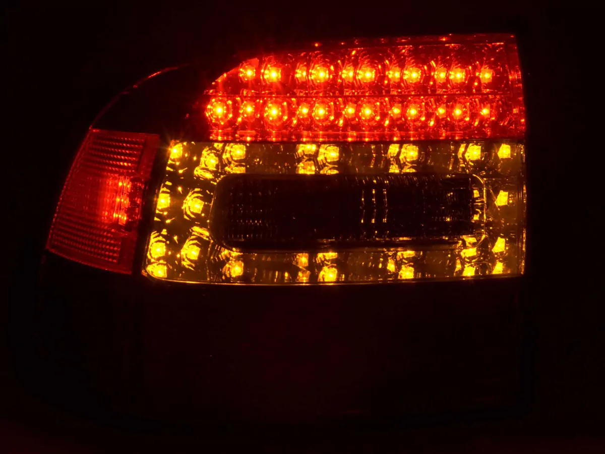 LED Rückleuchten Set Porsche Cayenne Typ 955 Bj. 02-06 rot/schwarz