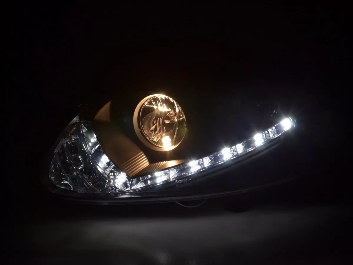 Scheinwerfer Set Daylight LED Tagfahrlicht VW Golf 5 Typ 1K Bj. 03-08 schwarz für Rechtslenker