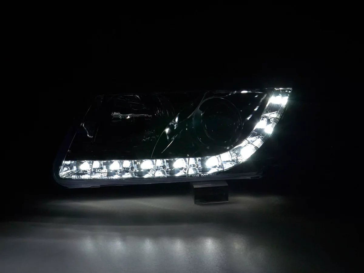 Scheinwerfer Set Daylight LED Tagfahrlicht VW Passat Typ 3B Bj. 97-00 chrom