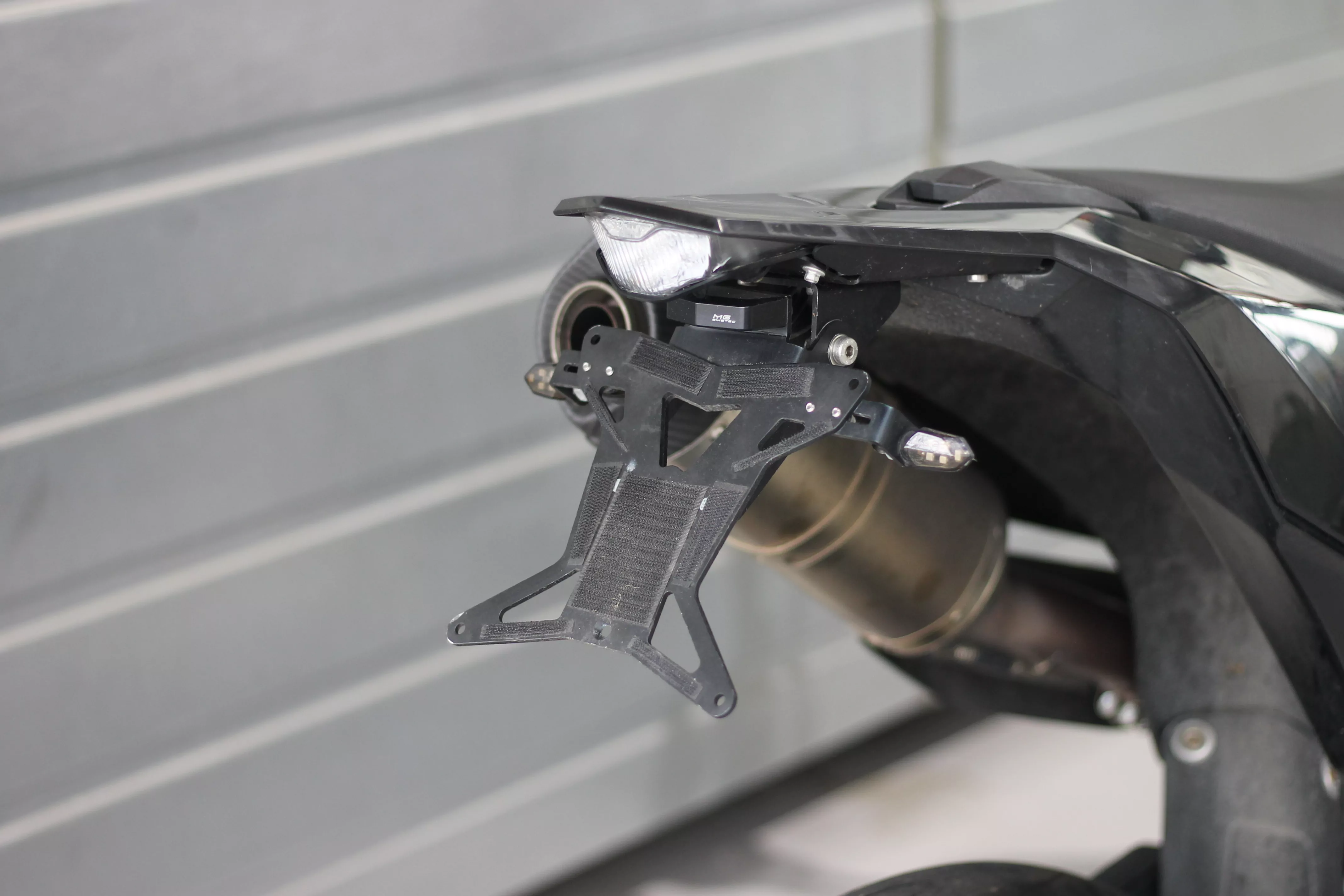 Kurzes Heck - Kennzeichenträger - Kennzeichenhalter für KTM 690 Enduro ab 2008