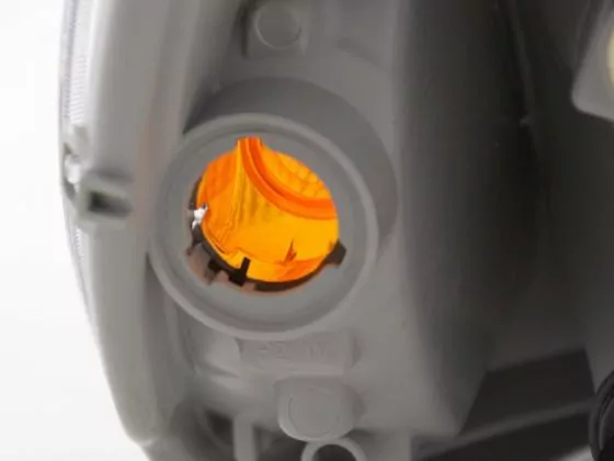 Verschleißteile Scheinwerfer links Toyota Yaris (Typ P1) Bj. 99-03