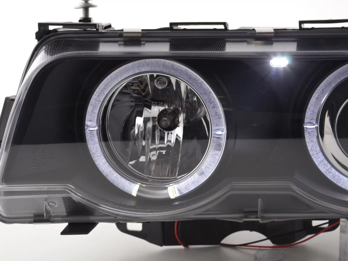 Scheinwerfer BMW 7er Typ E38  99-02 schwarz