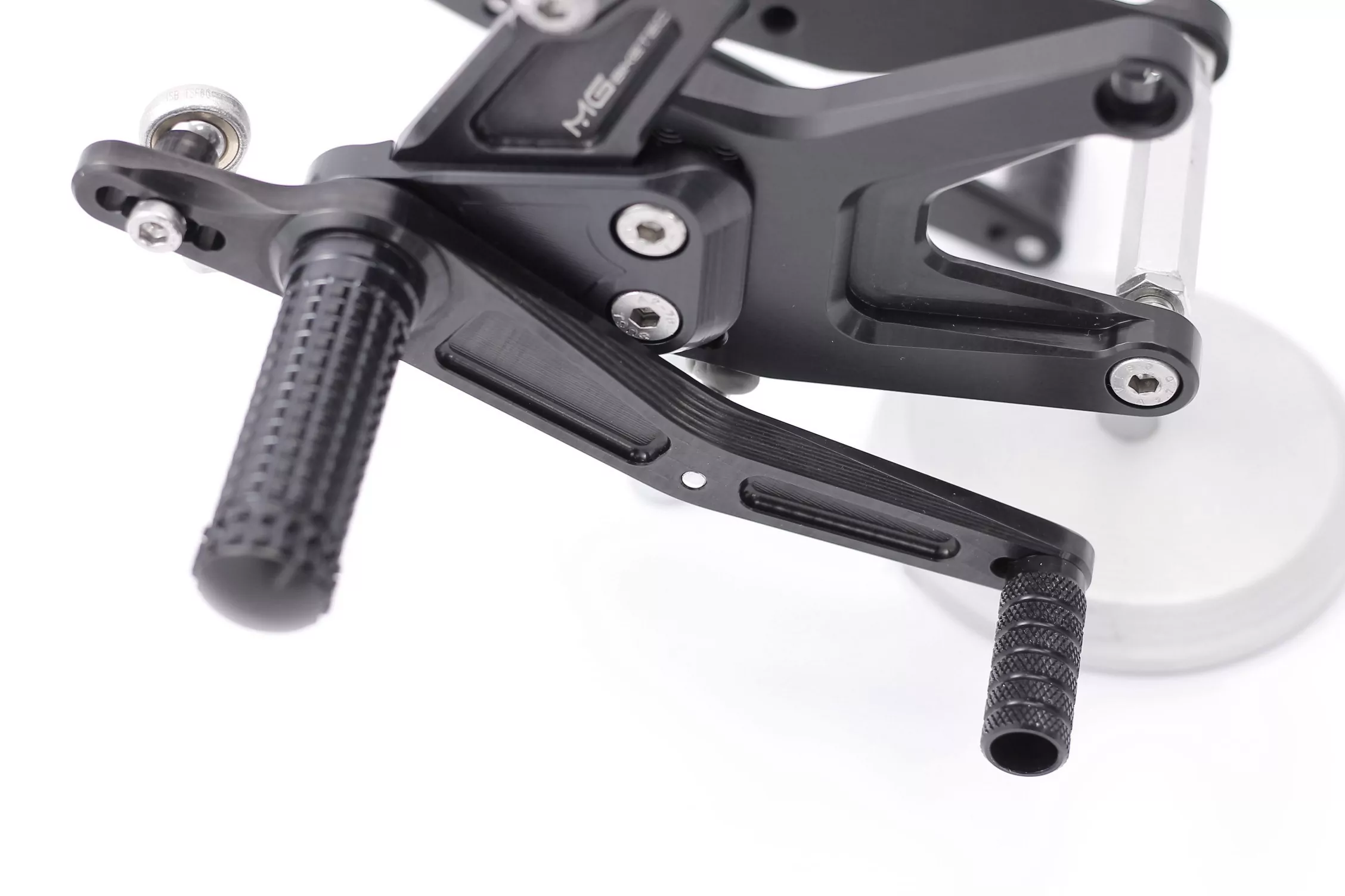 MG Biketec Sportfussrastenanlage / Rastenanlage / Fußrastenanlage mit ABE, gültig in D - A - CH für Triumph Street Triple 675 ab 2008-2010